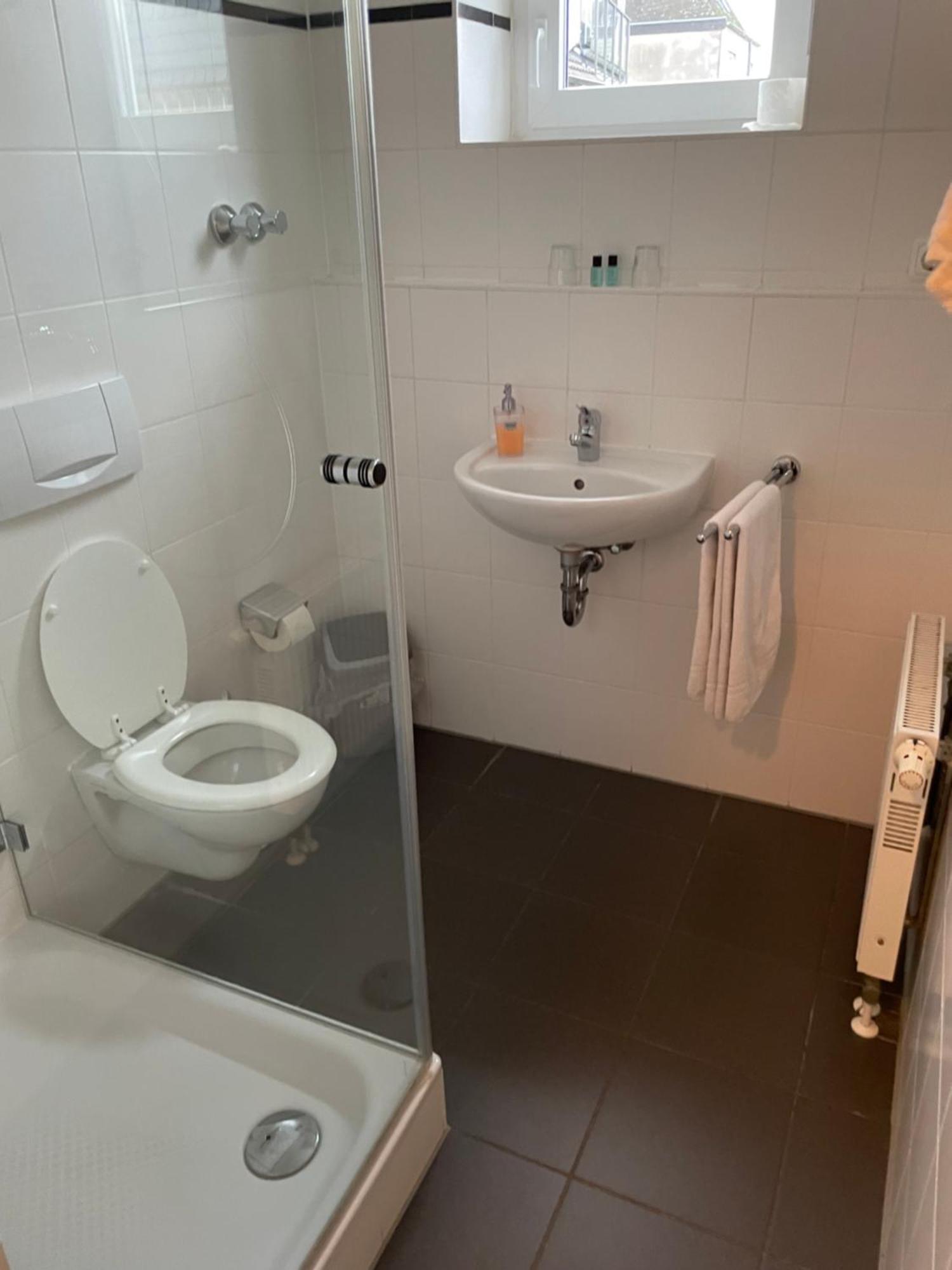 קלן Hotel Merkenich מראה חיצוני תמונה