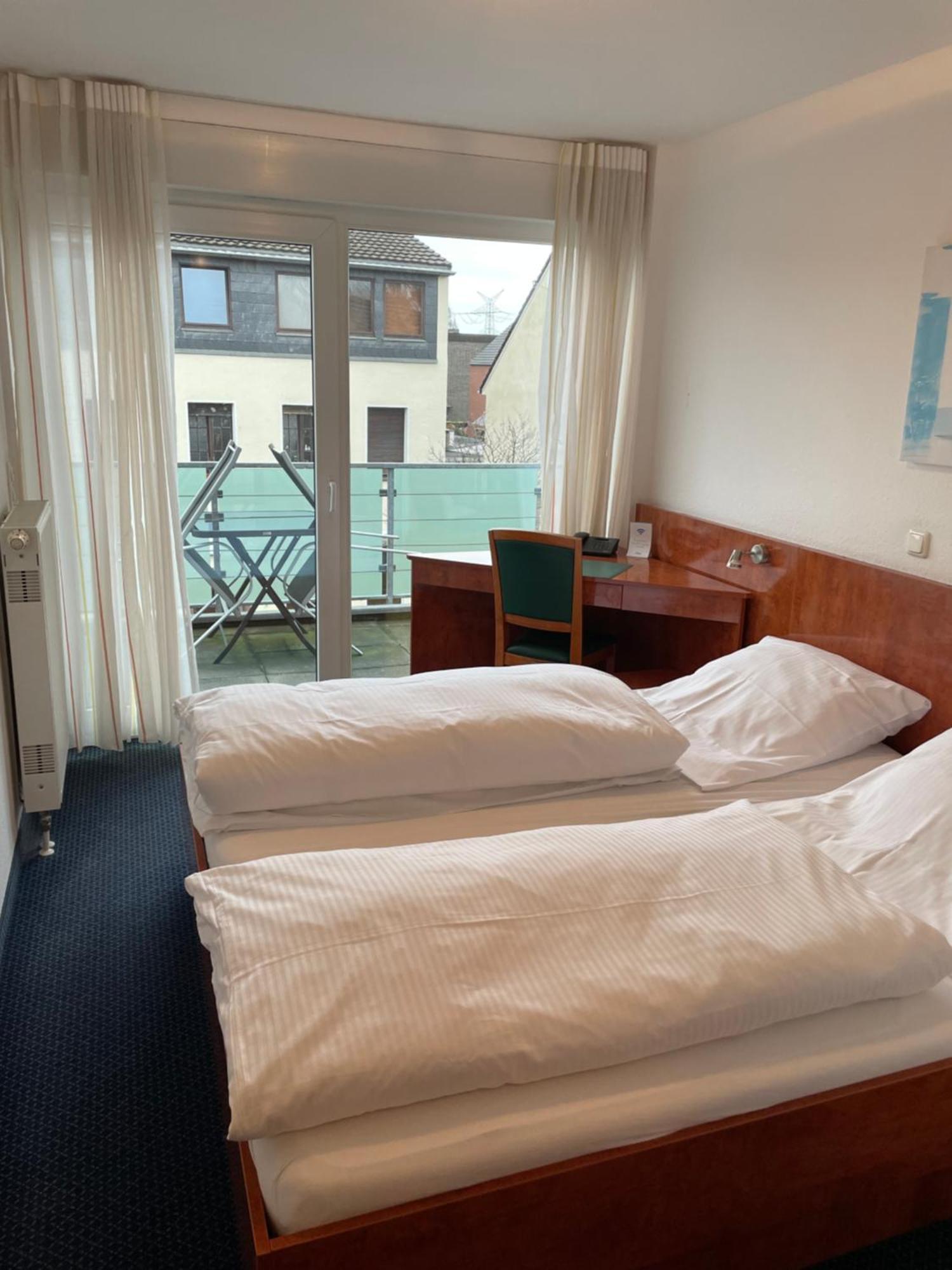 קלן Hotel Merkenich מראה חיצוני תמונה